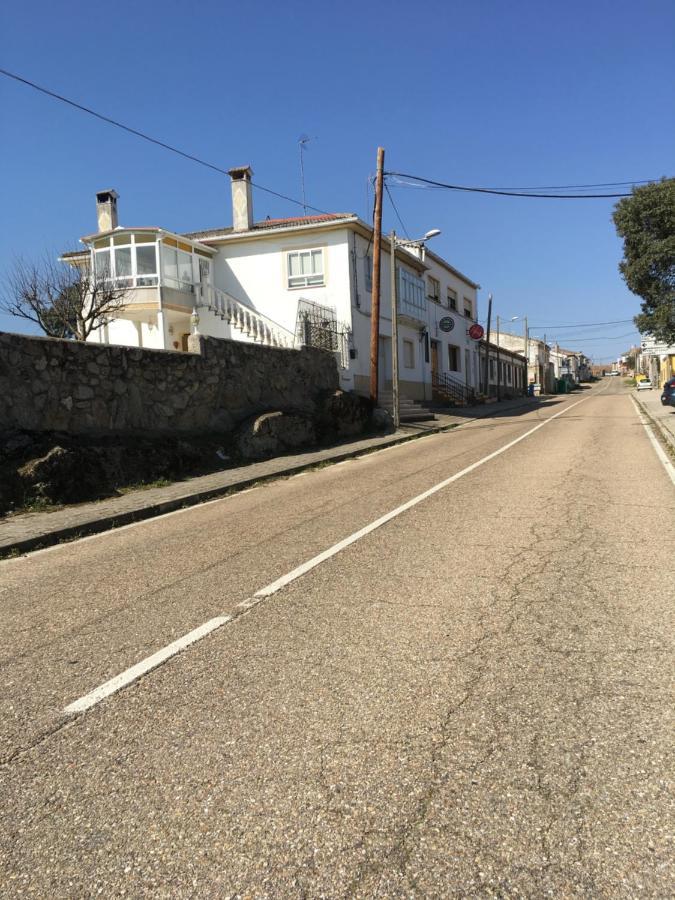 Villa Entre Encinas Moralina المظهر الخارجي الصورة