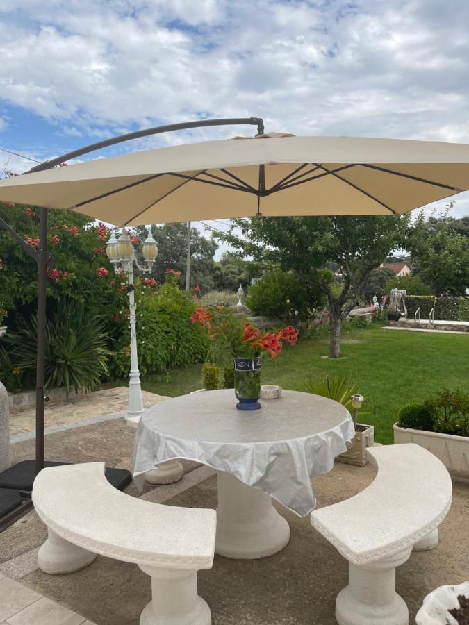 Villa Entre Encinas Moralina المظهر الخارجي الصورة