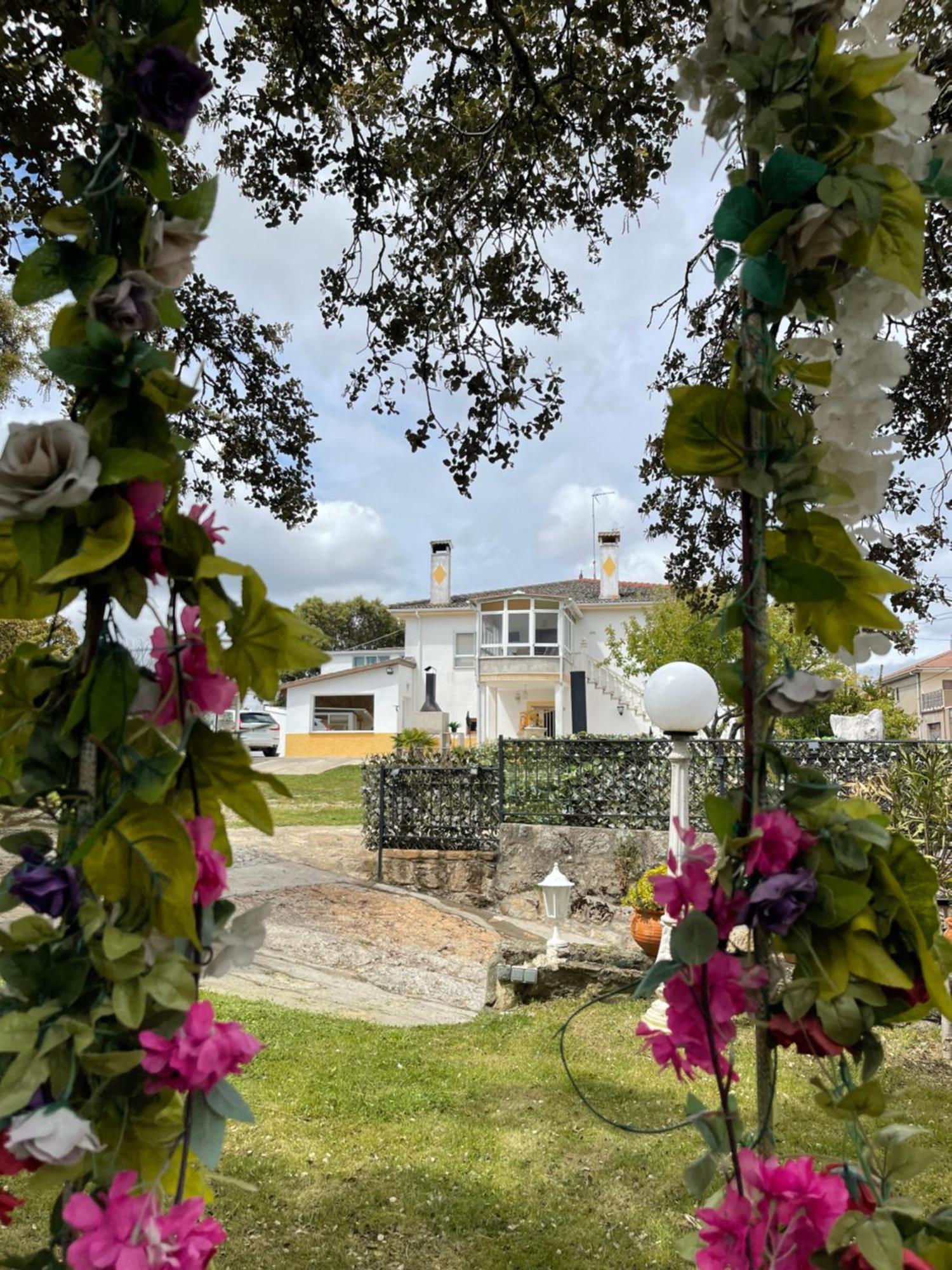 Villa Entre Encinas Moralina المظهر الخارجي الصورة